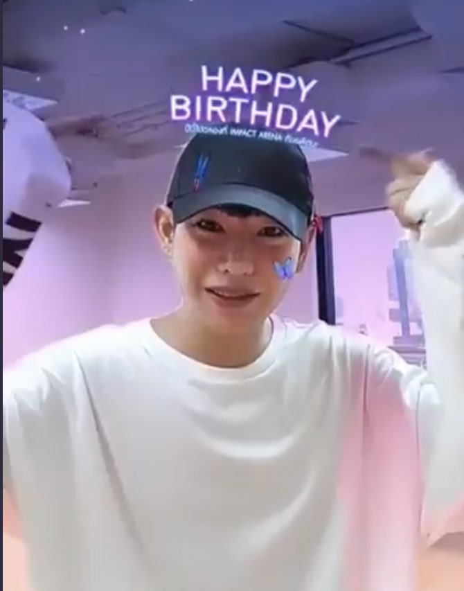 CNKPalitslover's tweet photo. Happy Birthday to Nuches

🎉🎉🎉ฉลองครบ 5 ปีแล้ว🎉🎉🎉
มาลงชื่อติดแท็กกัน สุ่มรับ surprise gift 

5 years and still counting
#Happy5thBirthdayNuches
#เป๊กผลิตโชค
#PeckPaLitChoke https://t.co/pcM0p31NHv