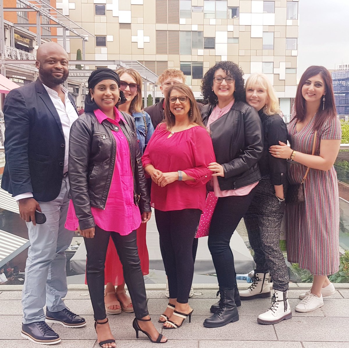 shamtchK's tweet photo. Made more happy memories! Love you all crazy lot! 🙊😂
My cheeks are still hurting from all the laughter. TY 4 making me feel special. Enjoy
your B'day week sis @fidsta77.
@Gaiinz @amyjeetley @Suey2chaussures @SaeedaButt4 @nhanak80 @Vivi_teach #twitterlove #twitterconnection 🥰 https://t.co/wKhsHVoQ51