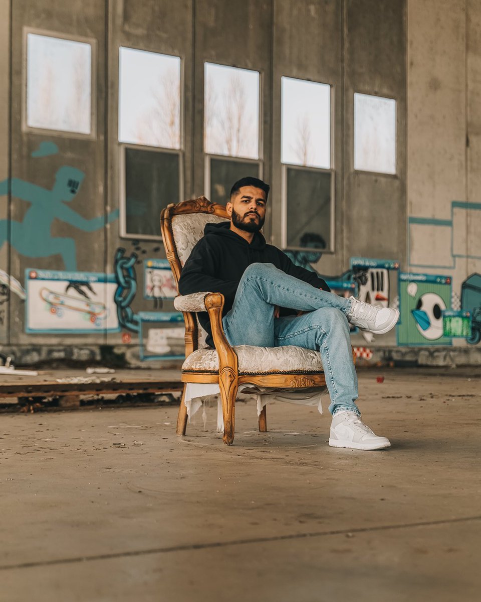 amanpabla98's tweet photo. Lost In The Streets - Aman Pabla | Hoodini | New Punjabi Song | Latest P... https://t.co/cs0wk6mkn7 via @YouTube https://t.co/fVUmeBc0oF