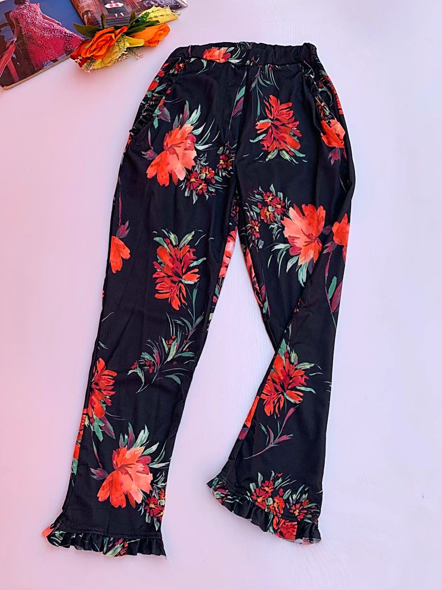 Shopthrift_'s tweet image. Happy Sunday Family ❤️
Sundays are perfect for shopping from the comfort of your bed🛍
We’ll be posting our hot new arrivals today by 11am. 
Please turn on post notifications and help RT this if this comes on your TL🙏❤️