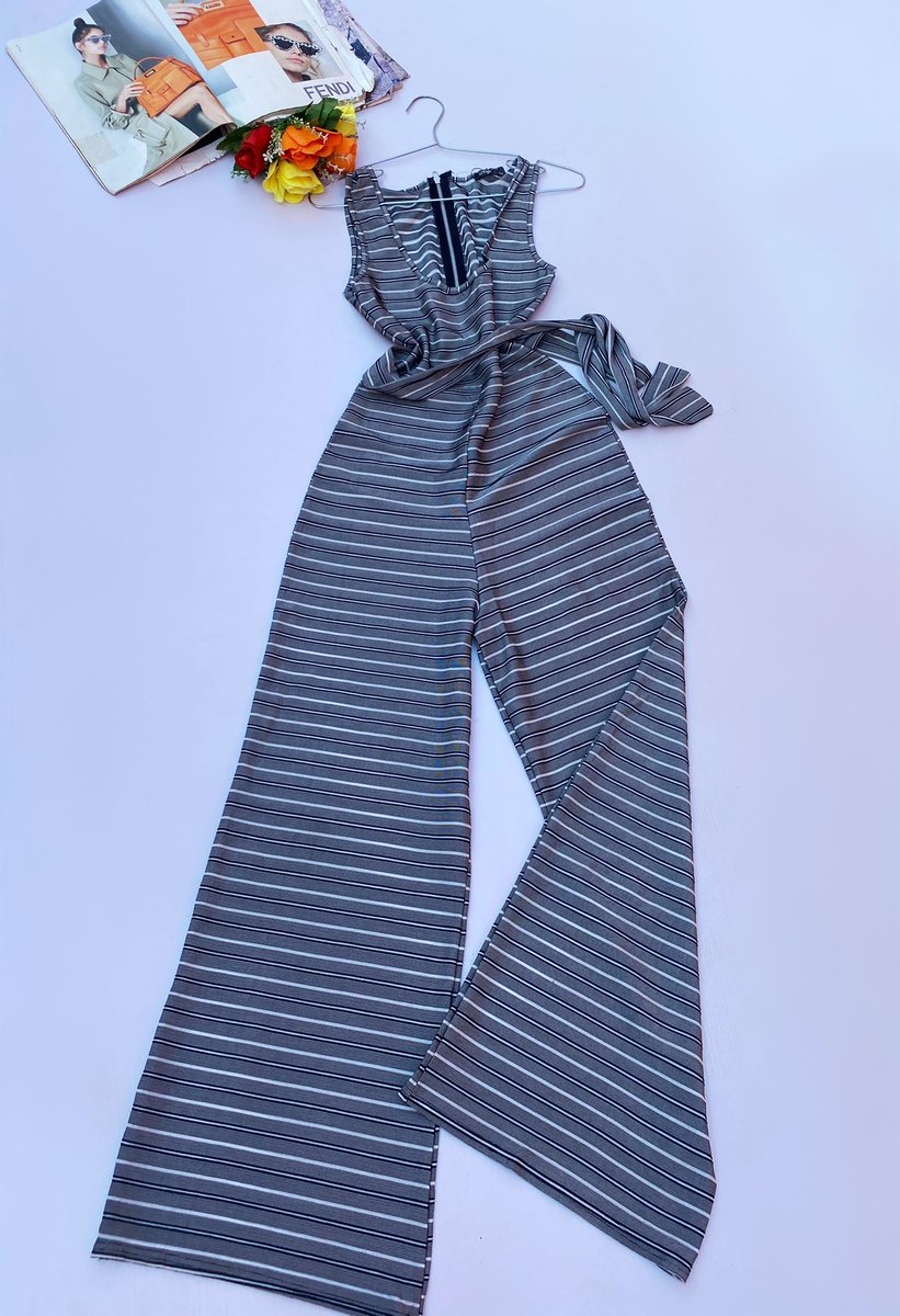 Shopthrift_'s tweet image. Happy Sunday Family ❤️
Sundays are perfect for shopping from the comfort of your bed🛍
We’ll be posting our hot new arrivals today by 11am. 
Please turn on post notifications and help RT this if this comes on your TL🙏❤️