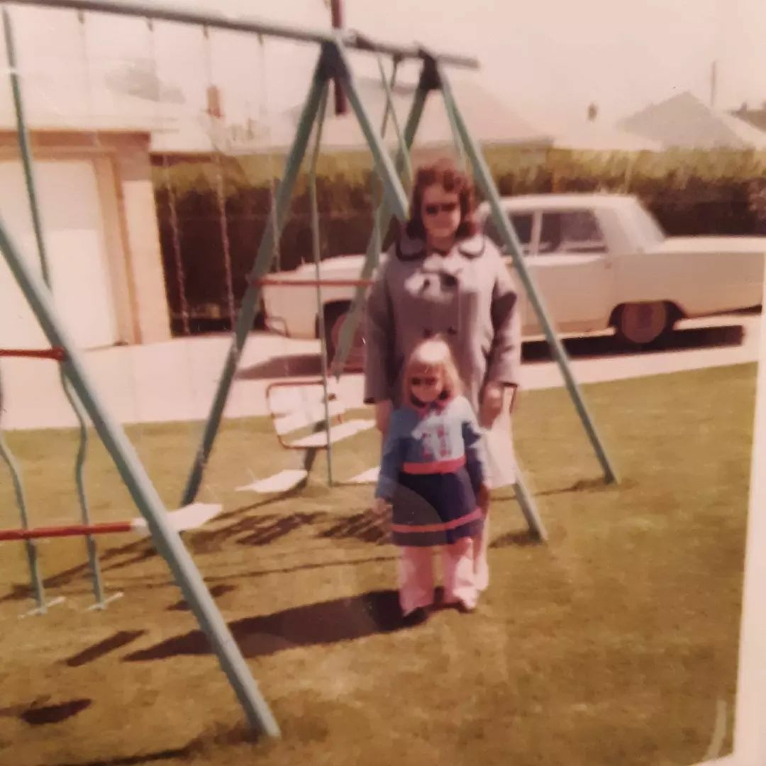 writerchickmc's tweet photo. Happy Mother's Day to my beautiful mom in heaven...I got so much of my creativity from her - along with the cool factor. ππβ€ #MothersDay #HappyMothersDay #coolmoms #creativemoms #loveyoumom https://t.co/4shiUIII1p