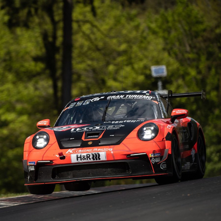 manthey_racing's tweet photo. #24hNBR Qualifiers - the starting grid for Race 2 of the cars of the #PorscheEnduranceTrophyNBR is decided⬇️
Cup 2
P1: No. 127 #KKrämerRacing
P2: No. 125 @hubersport
P3: No. 126 #RPMRacing
Cup 3
P1: No. 253 #GTechCompetition
P2: No. 254 #9und11
P3: No. 255 #KKrämerRacing https://t.co/tAqHJ6nA7d