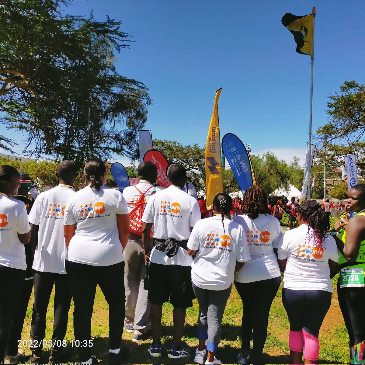 The push back against GBV must unfold in all spaces. <a href="/UNFPAKen/">UNFPA in Kenya</a> team led by the Representative <a href="/Anders_Thomsen/">Anders Thomsen 🇰🇪</a> and <a href="/SWJacksonUN/">Stephen Jackson</a> participated in the #NairobiCityMarathon to underscore gravity and urgency of addressing GBV including during emergencies like the current drought.