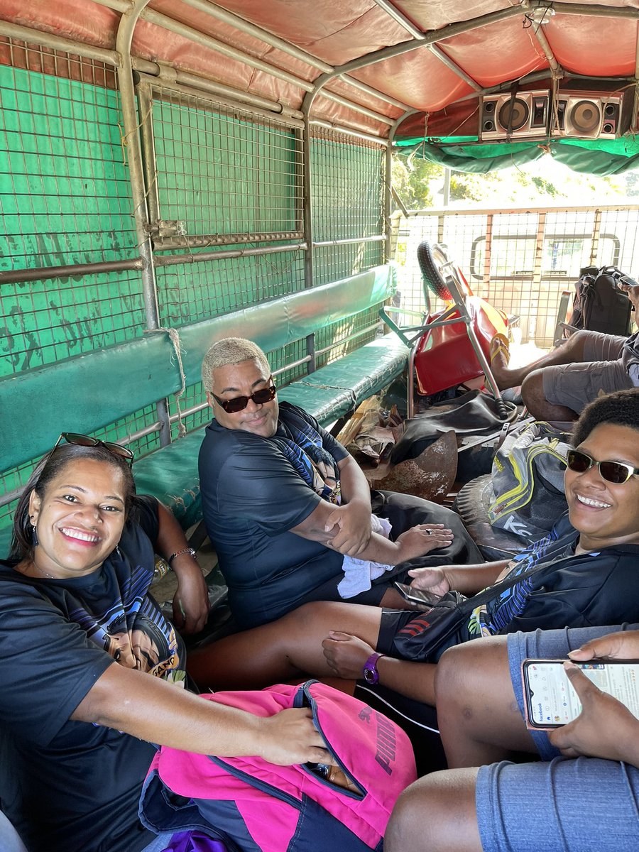HakwaGang's tweet photo. Hakwa Gang President &amp; some members delivering farming tools to assist the youths of Nasaucoko Village in Navosa #JuMataGaJuYalo #JuVataJuQata https://t.co/b2lOZUkMuf