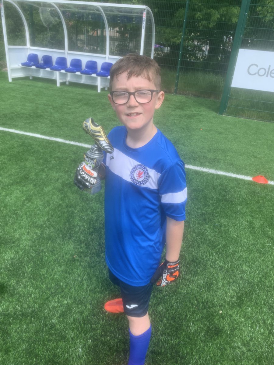 CardiffWestFC's tweet photo. A big well done to Isaac, our U9’s Player Of The Week! 🏆👏🏻  Excellent saves made today and your attitude was fantastic! Keep up the good work ⚽️⚽️

#Cardiff #Football #Grassroots #Community #CommunityClub https://t.co/BRKt4Qeq2G