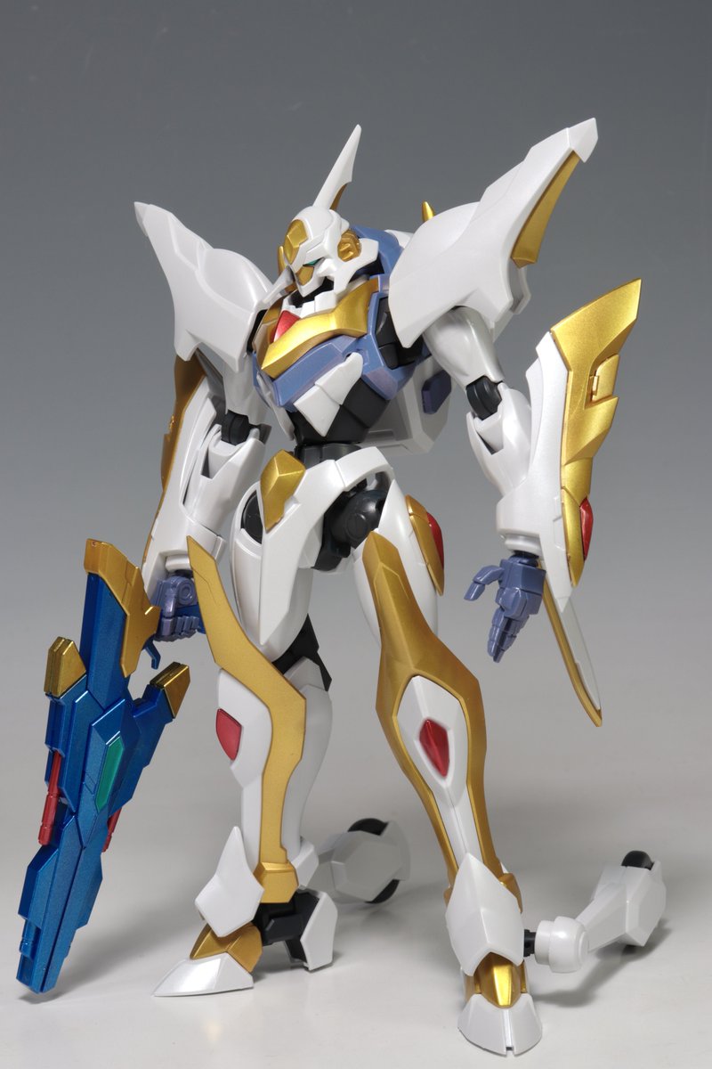 dendero_no's tweet photo. 色メモ
白:オーラパールホワイト
グレー:オーラパールペールブルー
赤:GXメタルレッド→GXクリアルージュ
金:ヴィクトリーゴールド＋スターブライトブラス→フィニッシュクリアイエロー
青:GXメタルブルー→フィニッシュクリアブルー

ヴァリスの銃口塗り忘れてた...いつか何かのついでに塗ろう https://t.co/CBF9OP8PAq