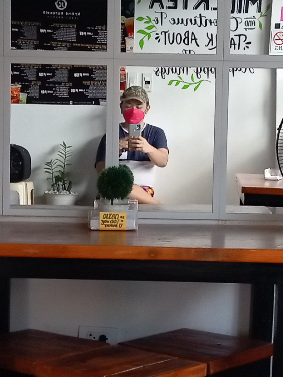 julbrix's tweet photo. While waiting... https://t.co/SfyzllqLqI