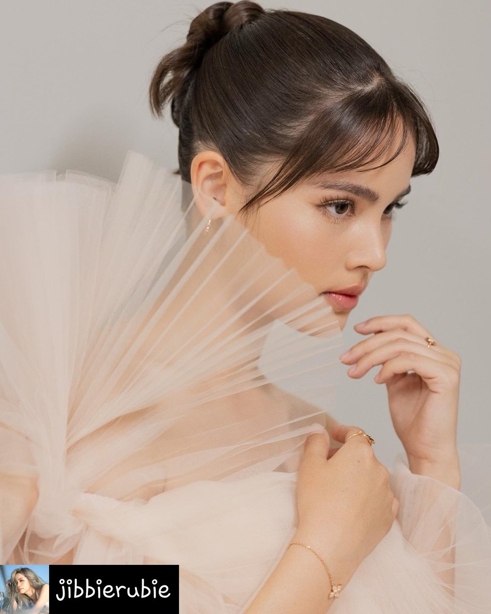 kan_siri1794's tweet photo. สวยมากกก❤
Cr jibbierubie #urassayas 🤍✨✨
#psperbu
Makeup #jibbierubie
Hair #seikostyle
Stylish #allybunnyruth #alruthgallery
#zeaya_seiya #nadechyaya #ณเดชน์ญาญ่า #ญาญ่าอุรัสยา https://t.co/BM1okmbtLh