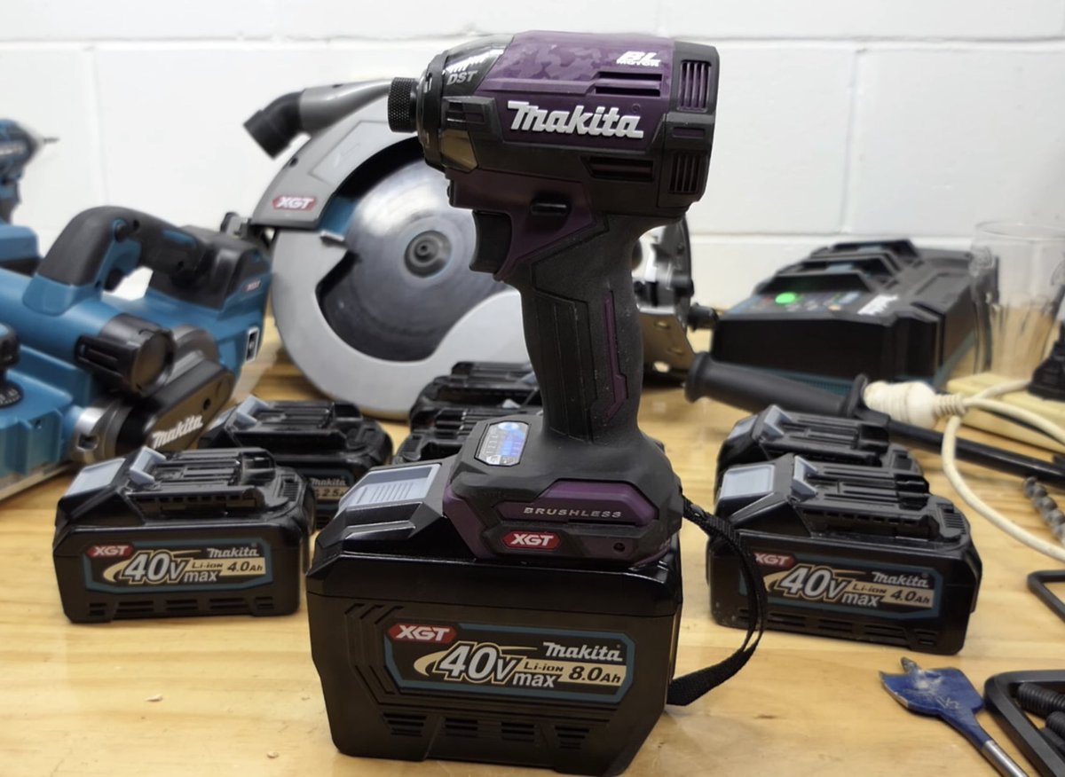 このサイズは思わず笑ったw マキタ 40v8Ahバッテリー ＃マキタ #40v