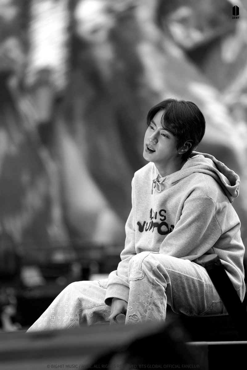 thejinnieslamp's tweet image. BTS PERMISSION TO DANCE ON STAGE - LAS VEGAS Sound Check Photo Sketch (2)