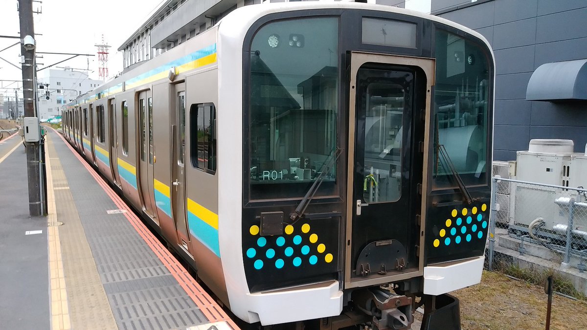kasumi_syaryo_c's tweet photo. トプ～ナンの神様どうもありがとぉ～

#千マリ #トプナン #E209系 #C401 #E131系 #R01 https://t.co/xFPWdJxCii