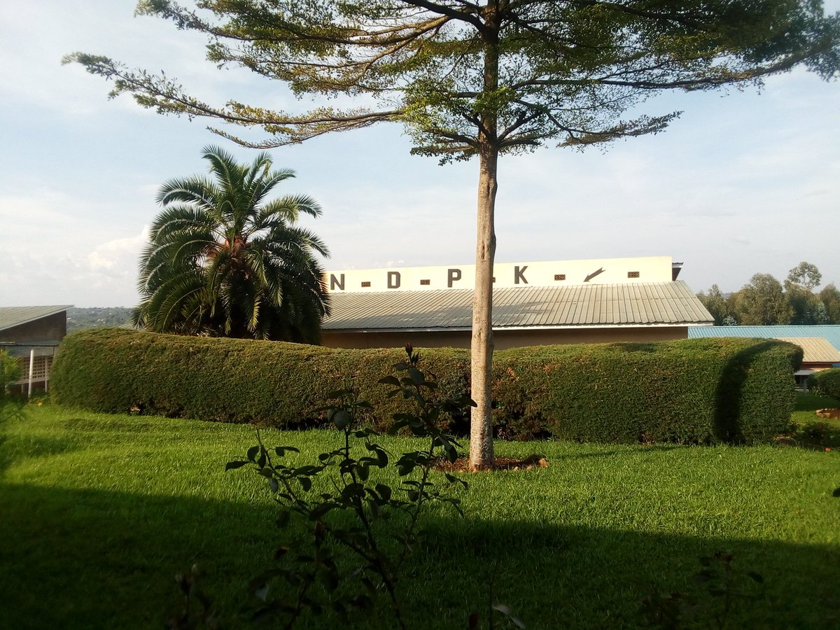 ChristopheUwiz's tweet photo. 1.Ecole Notre Dame de la Providence de Karubanda,the first girl’s school for social workers in #Rwanda&amp; #Burundi.Was founded in 1957 by the'Soeurs Auxiliatrices des Ames du Purgatoire'in Gisagara.In1959 was moved to the town of #Astrida(now is Huye) and still promoting education. https://t.co/VjMYD1sg0r