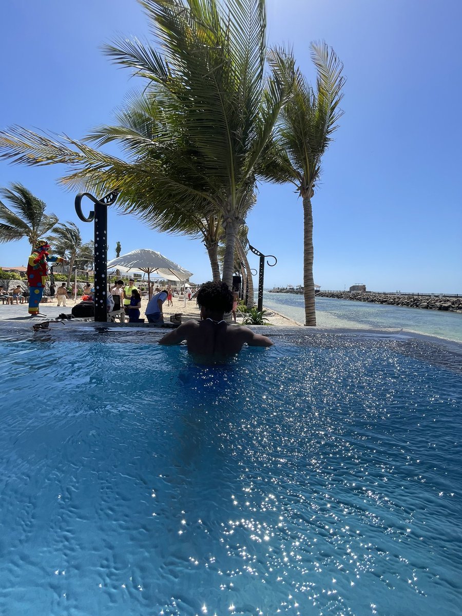5halid77__'s tweet photo. 🌊 https://t.co/MqEgH4JghT