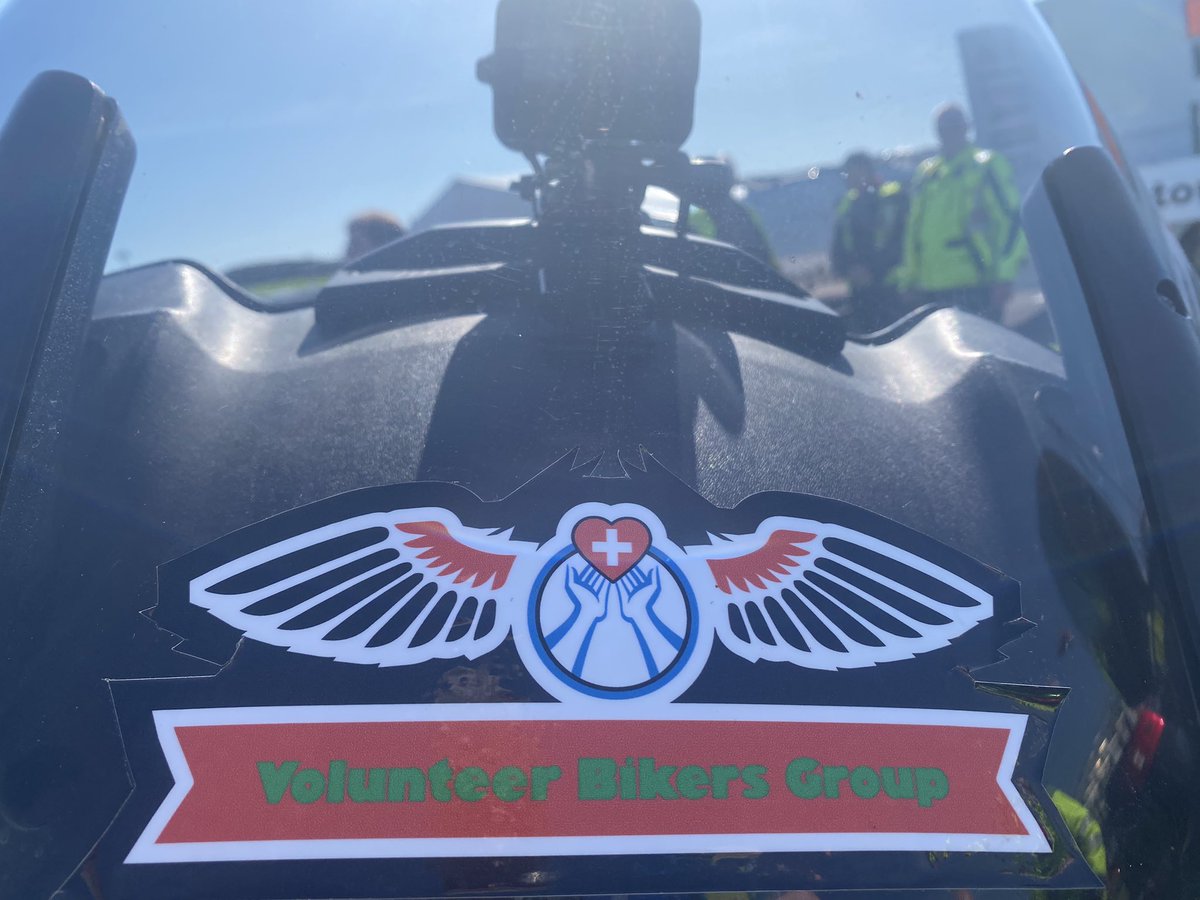 RichardJHolmes's tweet photo. The VBG will be doing a lap of the NW course shortly. Please@come out and support them for all they’ve done to help during the pandemic. https://t.co/HeWqV2iseX
