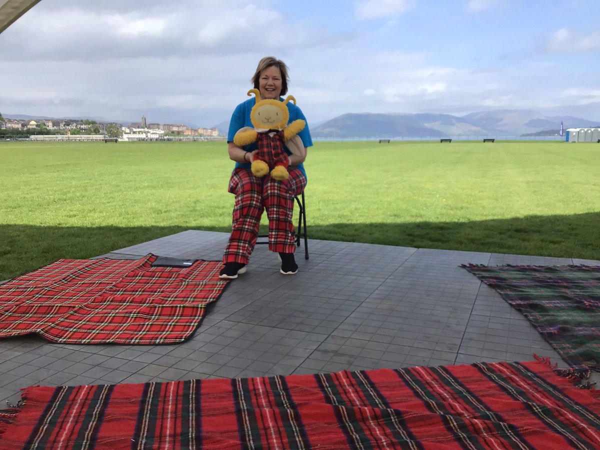 InverclydeLibs's tweet image. We can’t wait to see you at @GourockHGames!

Our 1st #BookbugSession is at 12.30pm.

@Bookbug_SBT @inverclyde