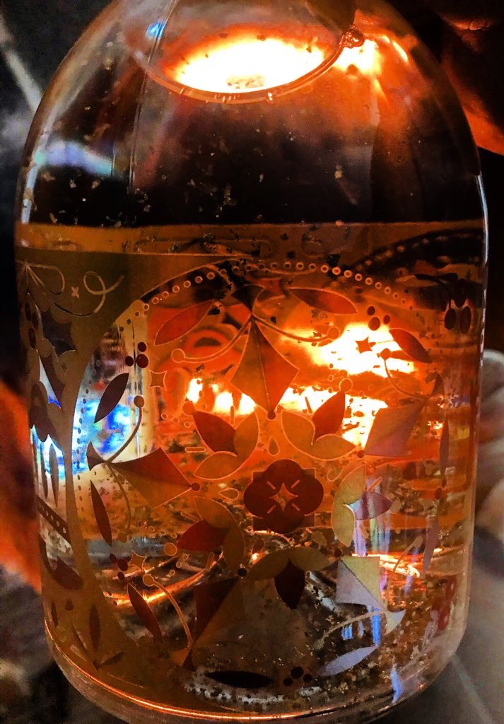 HooklandGuide's tweet photo. Some cunning folk try to bottle magic. Some try to bottle dreams. Myself, I’d be happy to bottle the memory of one night at the Puck fair and take a sip now and then. Candy floss kisses and steam organ waltzes would be my tipple. -  Rose Marsh #VOH https://t.co/auwOzcZI6q