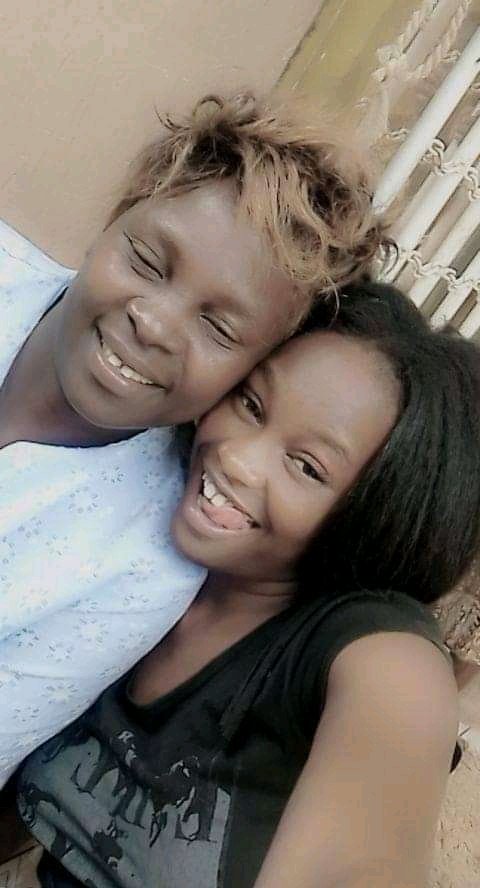 AfuswaM's tweet photo. Happy motherz day ma https://t.co/e1uePdBTfy