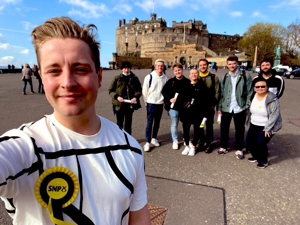 FinlayMcF's tweet photo. The Young Team!

Who says we aren’t engaged and passionate about our future? What incredible energy - I think if we could bottle the engagement and sell it around the city we would make a fortune. 

Thank you for all your hard work on team #Fin2Win you are all a credit. https://t.co/CR2ddwaYz7