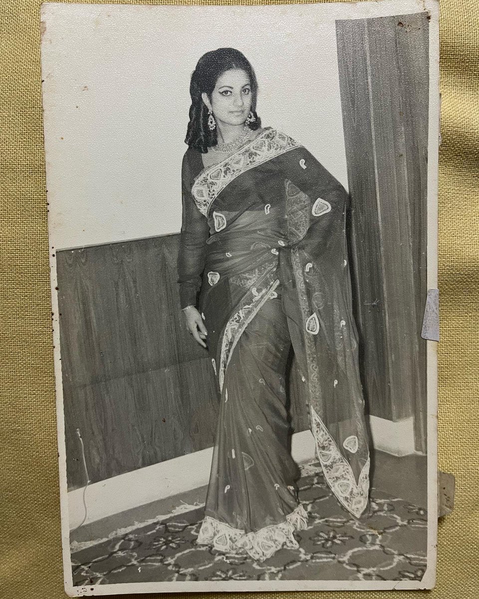 karanvirsharma9's tweet photo. Old Treassures ✨💛✨ 
PC- @feminamissindia @FeminaIndia 

#MothersDay #motherhood #MothersDay2022 #maa https://t.co/EAXcbXm4Nc