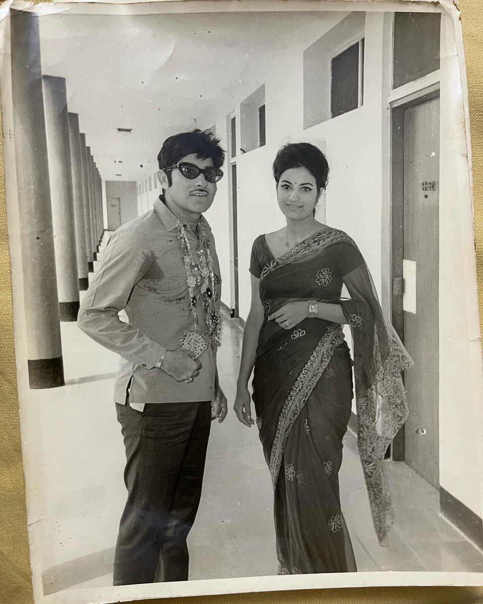 karanvirsharma9's tweet photo. Old Treassures ✨💛✨ 
PC- @feminamissindia @FeminaIndia 

#MothersDay #motherhood #MothersDay2022 #maa https://t.co/EAXcbXm4Nc