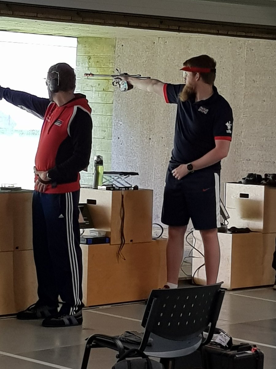 elaine callaghan tweet media