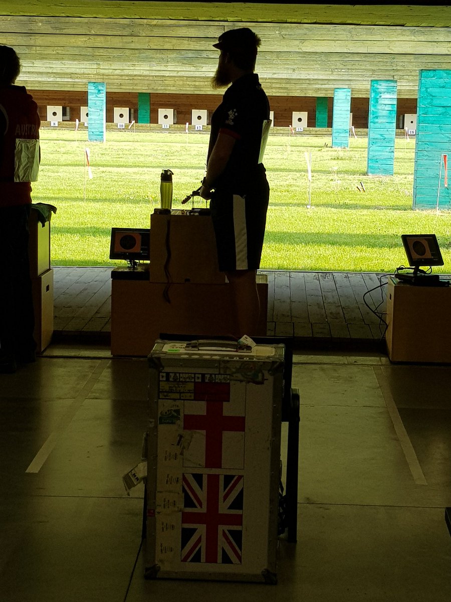 elaine callaghan tweet media