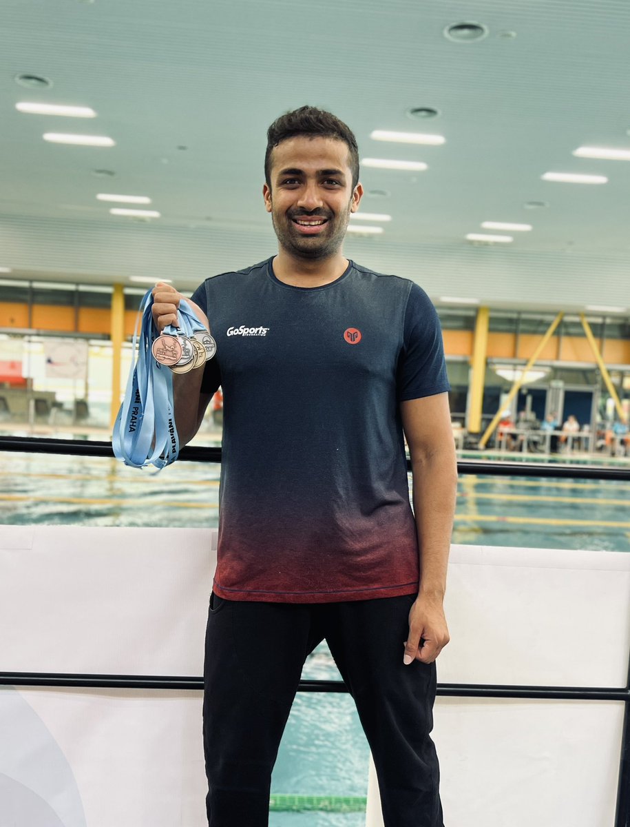 SwimmerNiranjan's tweet photo. 🚨New Asian Record 🚨
Breaking a 12 year old Asian record in the 800m freestyle in S7 category. Also finishing the ParaSwimming Cup 2022 with 6 medals (3 golds,2 silvers and 1 bronze).

#teamindia #bluerising https://t.co/sKfYSiP9ZA