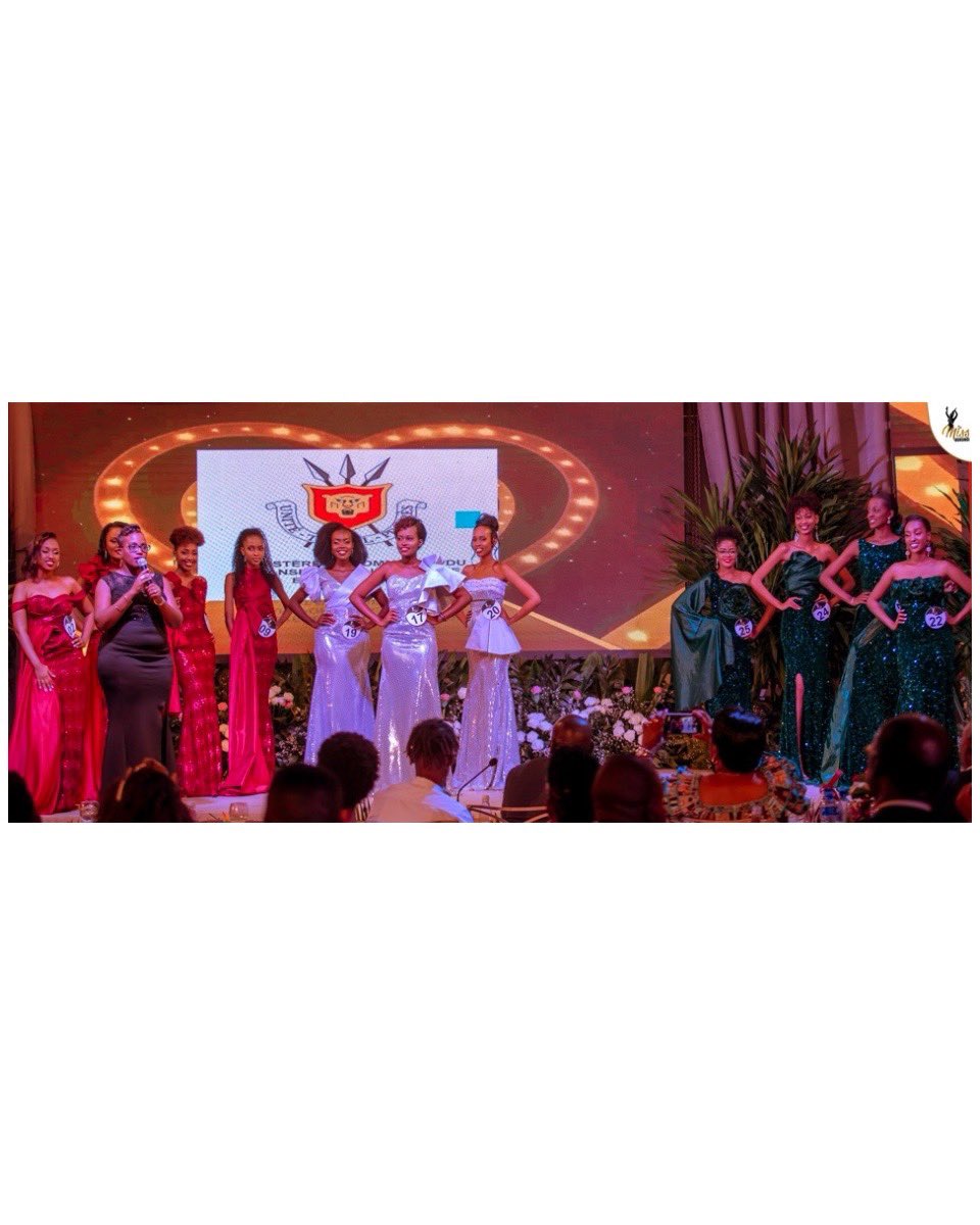 MissBurundi_Org's tweet photo. #MissBurundi2022 Flashback sur les grands moments,
Les finalistes magnifiquement habillés par l Entreprise @BeneNtare collection #Madele
#Burundi
#MissBurundi https://t.co/ulq8FeCU5v