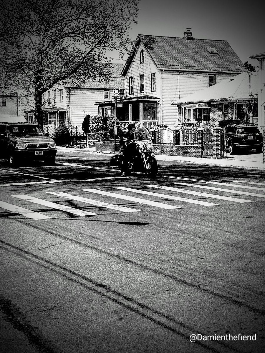 Damienthefiend's tweet photo. Born to be wild.

#ny1pic #NFT #NFTCommunity #NFTs #nftart #nftphotography #NFTProject #OpenSeaNFT #opensea #streetphotography #NYC #humansofnewyork https://t.co/656NOvjJ5A