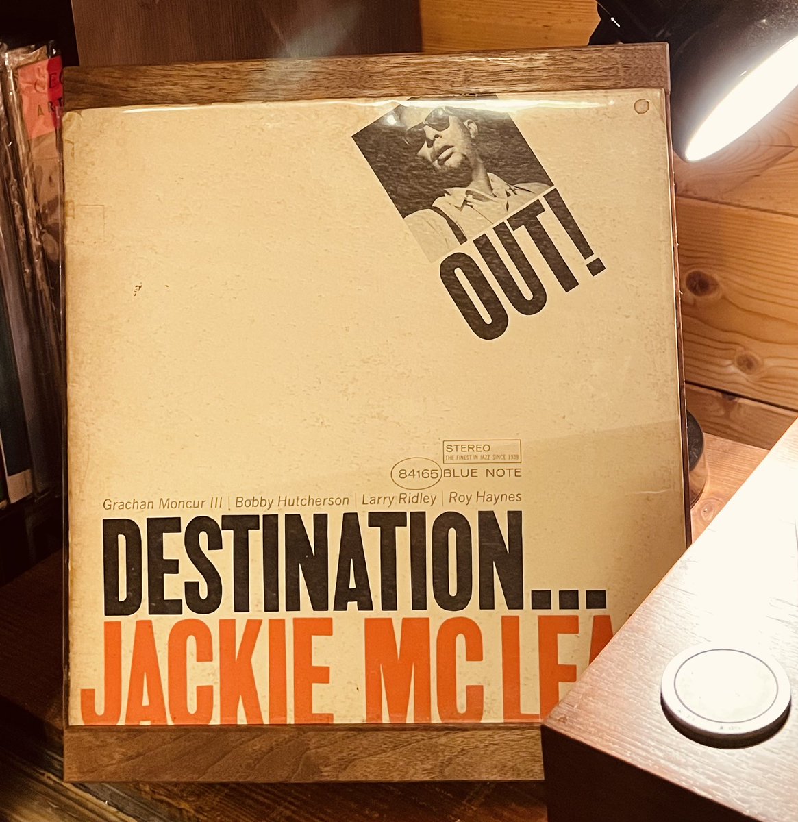YardWarehouse's tweet photo. 超絶カッコ良いやつや😎
痺れる!!
#JackieMcLean
#DestinationOut
#jazz
#ジャズ
#jazzrecords
#レコード https://t.co/4dUz8Uyg68
