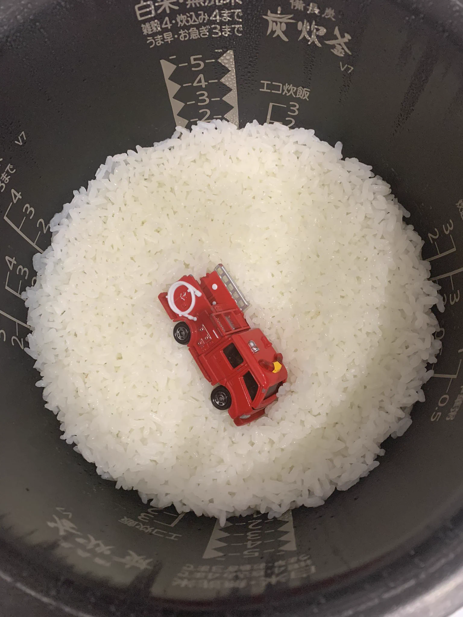 @tsurutani うちの息子も1歳の時に鉄分補給で入れてくれてました☻ 