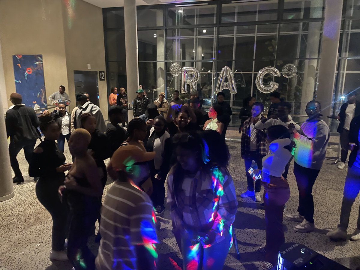 UCTRAG's tweet photo. Scenes from last night 🔥 https://t.co/LVQ036gMoZ