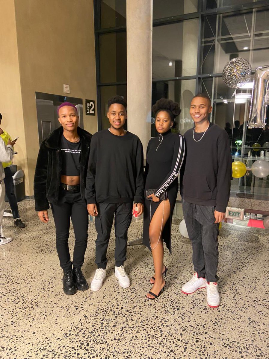 UCTRAG's tweet photo. Scenes from last night 🔥 https://t.co/LVQ036gMoZ