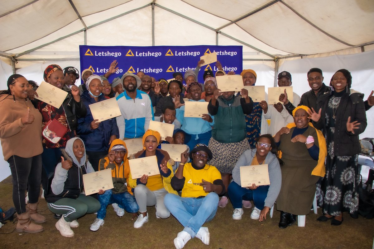 RIAHSAH Co. tweet media