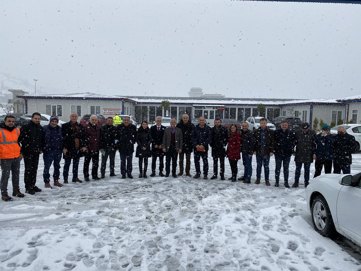 CilliogluAsim's tweet photo. Yanlışı;yapanlarla düzeltemezsiniz!
Eksik yada doğru yapamayan;eğitim yaşını geçmiş ise, onunla çalışmada ısrar etmeyin.
Cumhuriyet 100. Yılına bir kalmışken; altyapı yatırımlarını bırakmak ve #inovatif çalışmalar ile üretimi artırıp iç ve dış talepleri karşılamalıyız.
@tcbestepe https://t.co/AI4coRfshX
