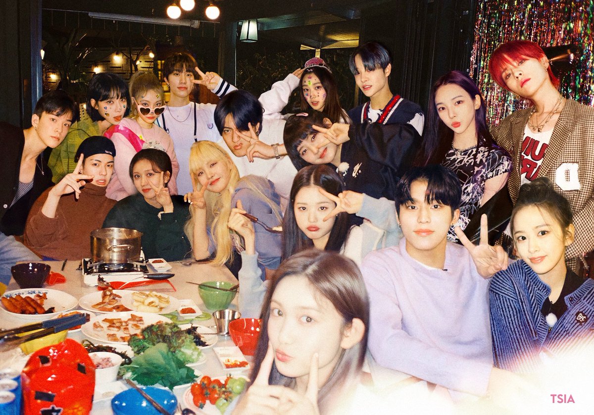 kaIoptsia's tweet photo. bukber (2022) https://t.co/zYxSEyqyne
