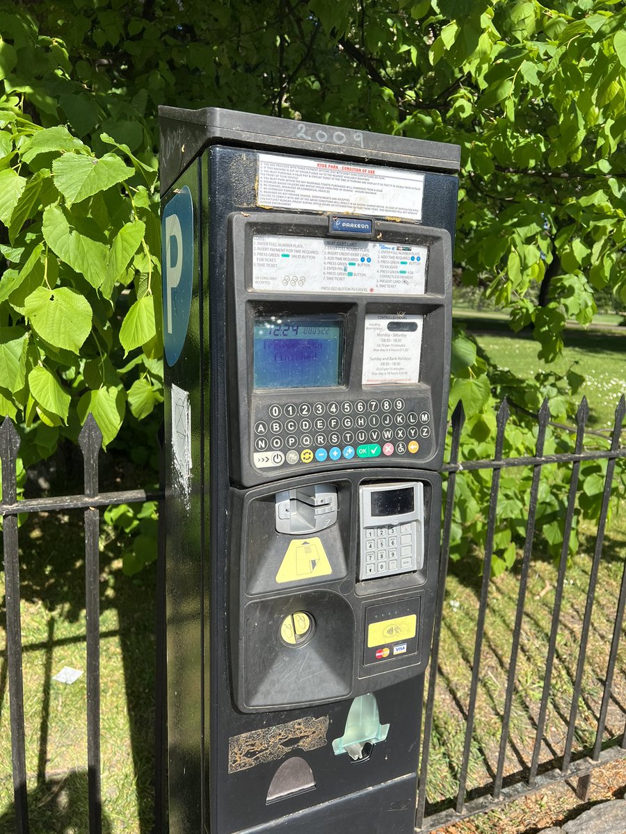 HackedOffHugh's tweet image. While I’m on a tech rant - who invented this piece of pure sadism?