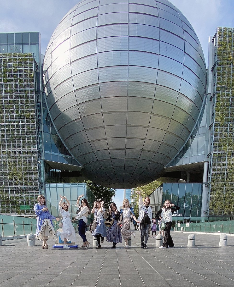 cos_ver_'s tweet photo. トロパティ2日目は打ち上げでガールズおよびひよこと遊びました https://t.co/GFW4g9y2w5