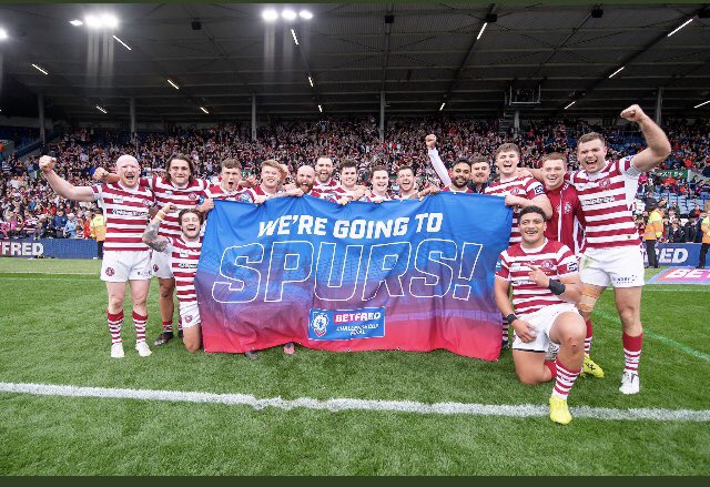 PET_SHACK_DELI's tweet photo. Congratulations to everyone at @WiganWarriorsRL. Especially our sponsored player #SamHalsall for reaching the final https://t.co/56ZGQnfaiO