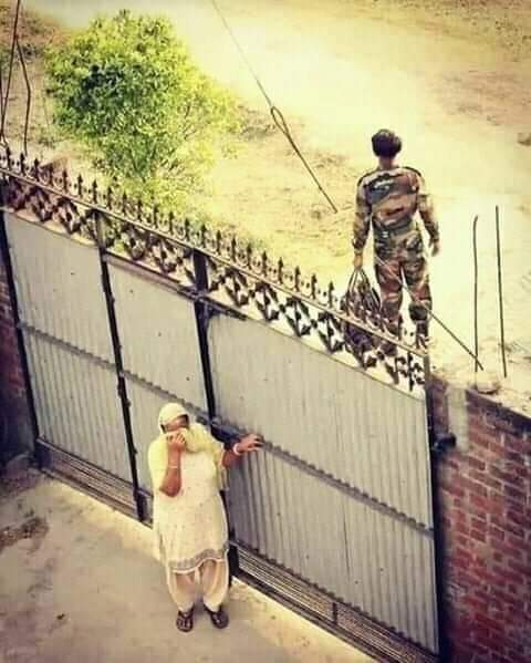 shodharthee's tweet photo. एक ही फोटो काफी है,
मां या भारत मां का प्रेम दिखाने को।
मां तेरे सिवा क्या है?
मुझे इस जीवन में खोने या पाने को।।

पी के शर्मा "शोधार्थी" https://t.co/hs0fANIjhi