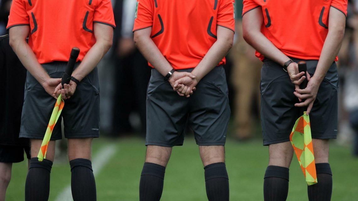 IgSchiri's tweet image. Pressemitteilung/Forderungskatalog der @IgSchiri für den geplanten Streik der Amateur-Schiedsrichter in Deutschland. 

Weiterlesen: ig-schiedsrichter.de/streik/

@DFB @BILD @WDR @sporttotal_tv @ZDF @rponline @kicker @Sportbuzzer