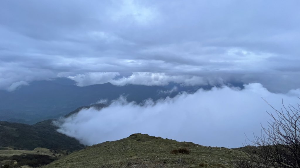 ChrisAndermann's tweet photo. In the clouds, #HelloMonsoon station six is installed. Transect completed! So many layers of clouds, hard to say which one is raining. @GFZ_Potsdam @basanta58_raj @paleohydrology https://t.co/bMjALYk5Yh