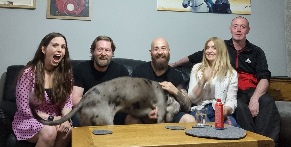 FrancescaLWhite's tweet image. Interviewed/chatted with this lovely bunch on Friday, all things film &amp;amp; &apos;Dear Hangman&apos; by Recognition Films - don&apos;t ask me why I&apos;m pulling a silly face... I couldn&apos;t tell ya. #DearHangman #RecognitionFilms #acting #bts #featurefilm