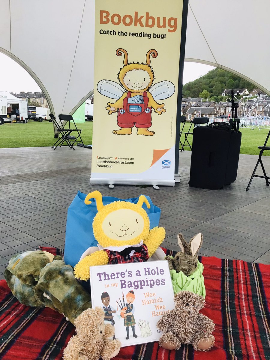 InverclydeLibs's tweet image. Bookbug and friends are looking forward to hearing ‘There’s a Hole in my Bagpipes Wee Hamish Wee Hamish’ at today’s #BookbugSession at the @GourockHGames!

Bookbug Sessions at 12.30pm &amp;amp; 2pm.

#LetTheGamesBegin #YS2022 #Bookbug #MelioraFestival #InverclydeLibraries