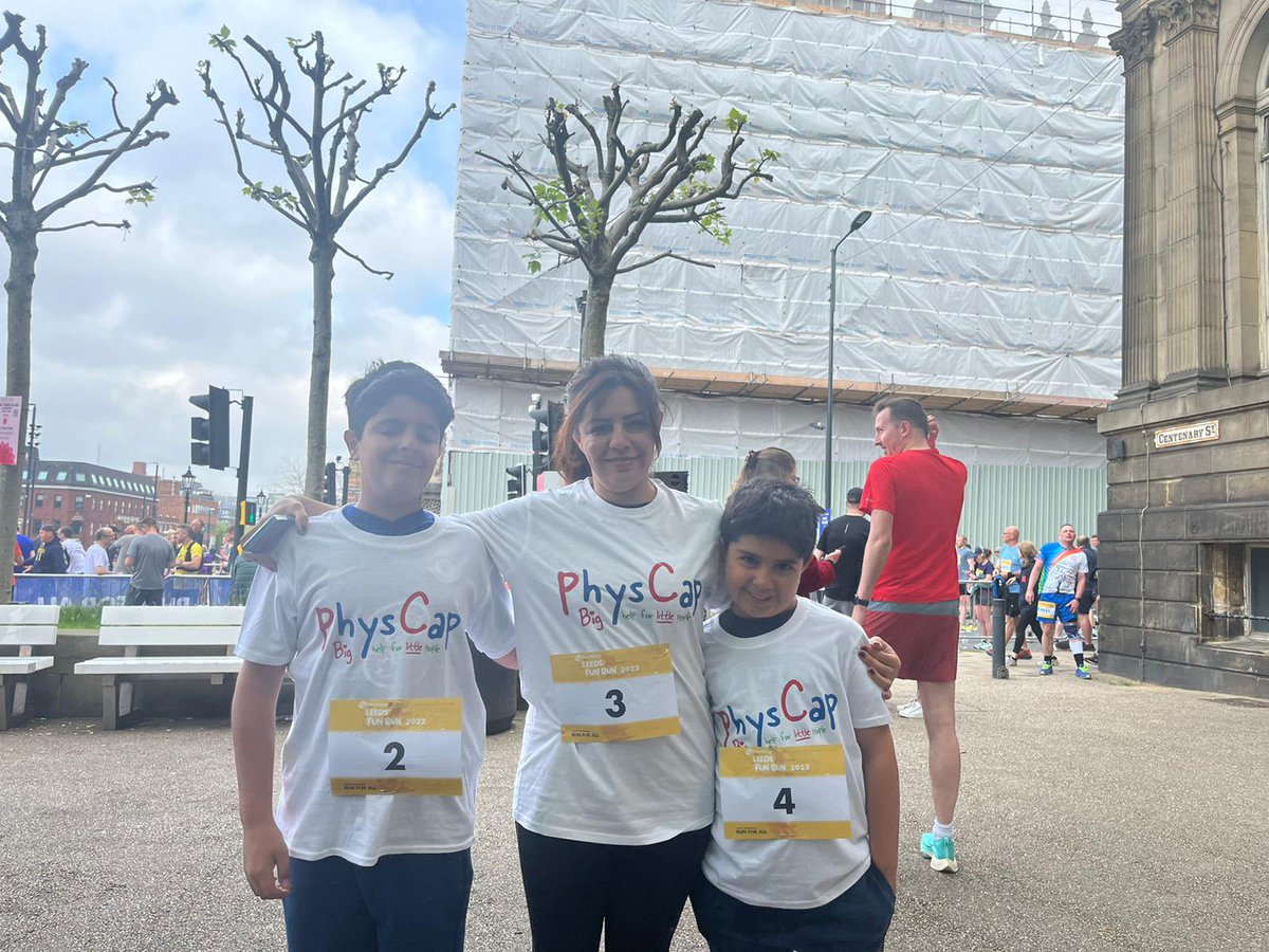 OlaAltaie's tweet photo. Proud of the boys @ArenaGroup #RunwithArena @BBCLeeds @MoorlandsLeeds @janesappeal https://t.co/4L5MayvtMu