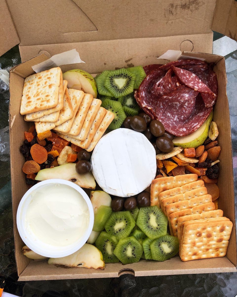 moonlitbast's tweet photo. We had a successful candle making masterclass yesterday ✨ thank you to Teej Cooks for the charcuterie board. Stay tuned for more aromatherapy class offerings. https://t.co/niGVbbcBiF