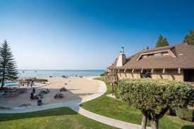 issywiggy's tweet photo. Looking for inspiration? How about America for a holiday
TAHOE LAKESIDE LODGE &amp; SPA
Tahoe Lakeshore Lodge &amp; Spa's most treasured asset is its location, which boasts direct access to the lake and 500ft of private beachfront. The area's activities, a range of restaurants, bars https://t.co/4rPjjdDuLJ