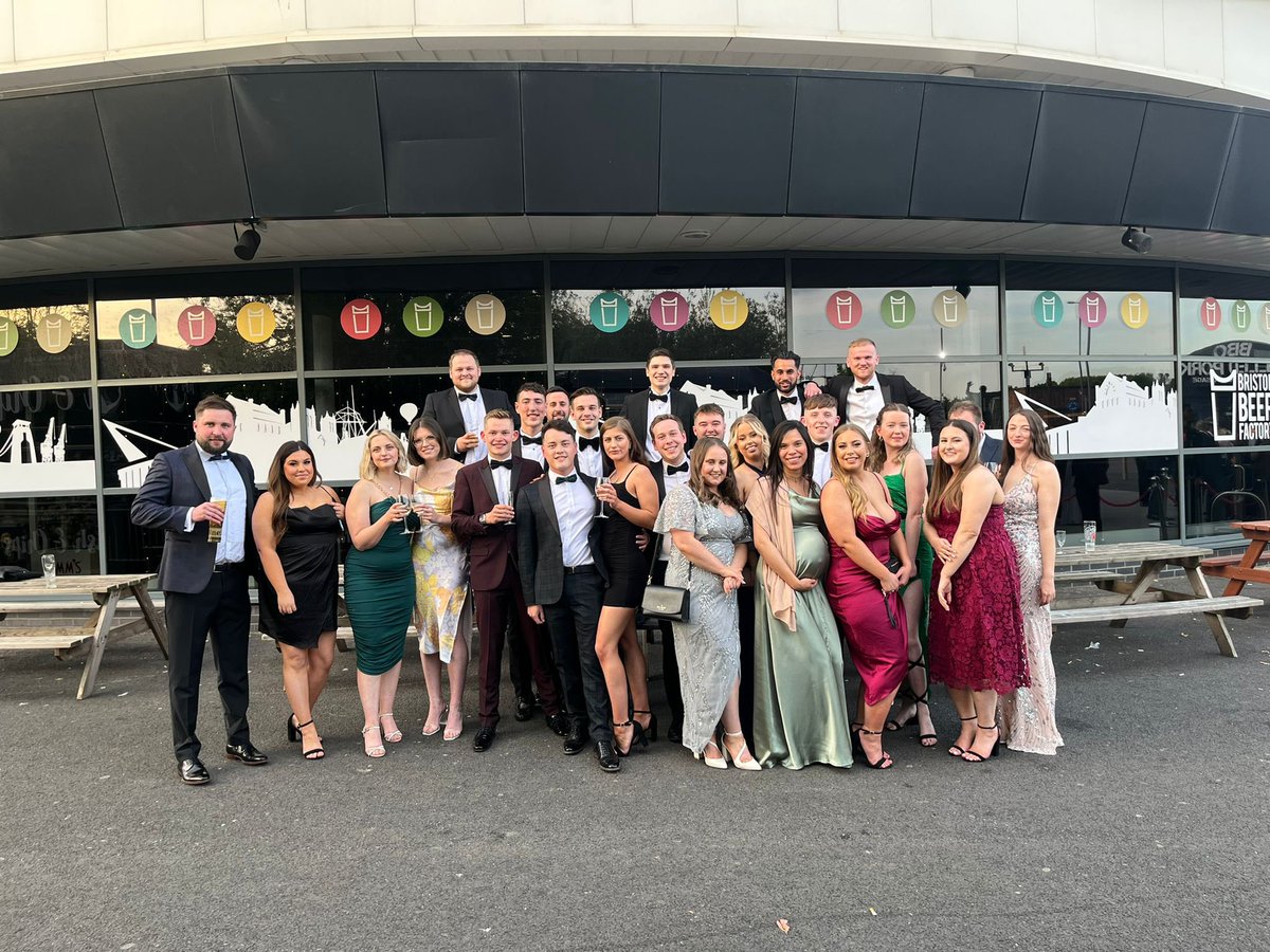 Area M looking good!!  Future Area M represented too…<a href="/ThalERAC/">Thalyta dos Santos</a>  #U2springballers