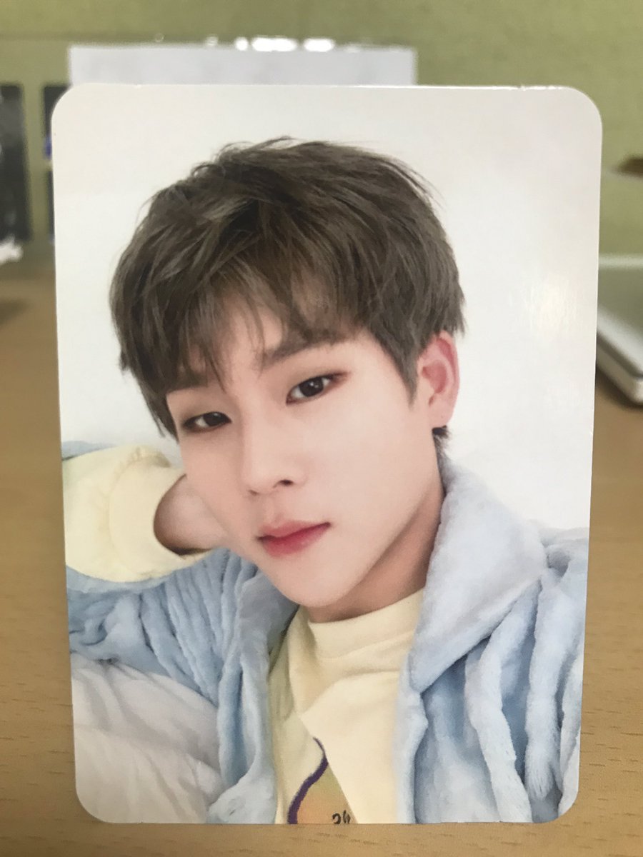 New2084's tweet photo. 주헌 포카 양도

2.0

디엠 주세요.

#몬스타엑스 #주헌 셔누 기현 민혁 형원 창균 https://t.co/mXZRLLa1SU